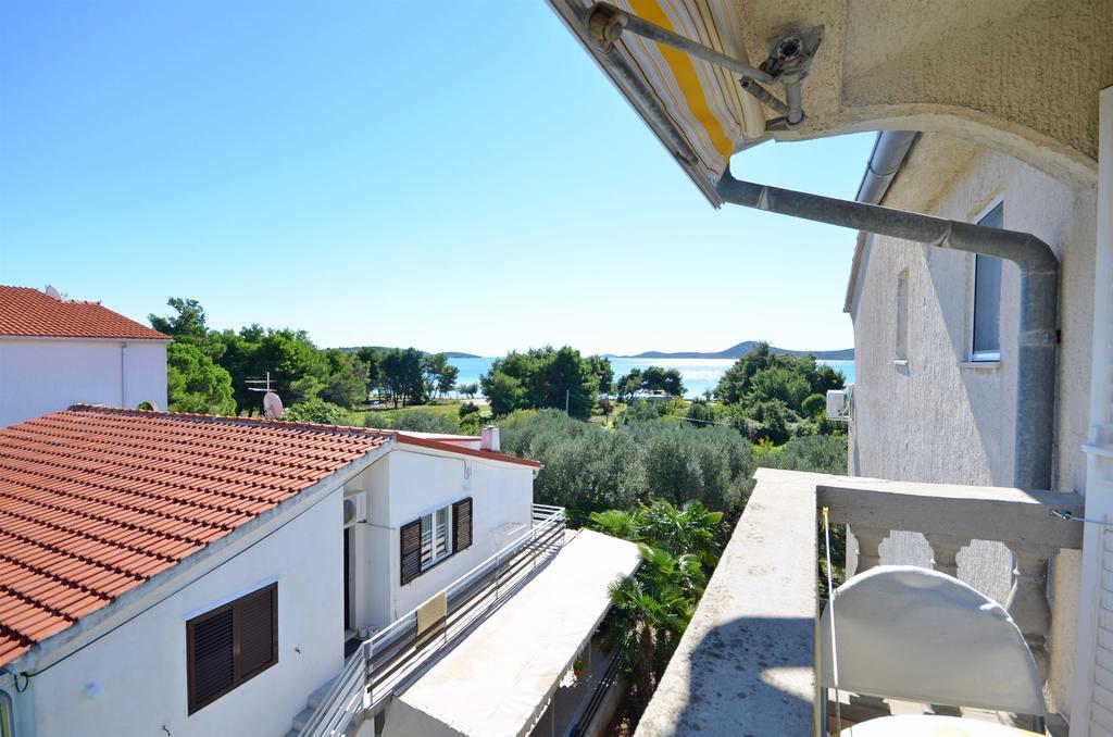 Apartments And Rooms On The Beach Водице Екстер'єр фото